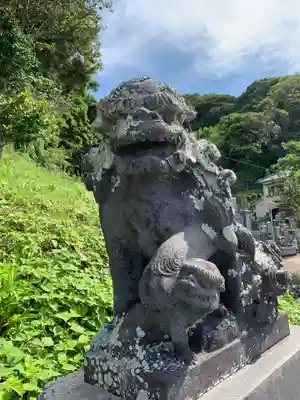 真浦神社の狛犬
