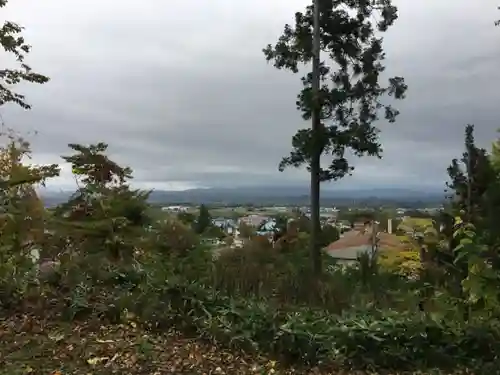 由仁神社の景色