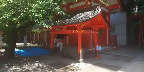 花園神社の手水舎