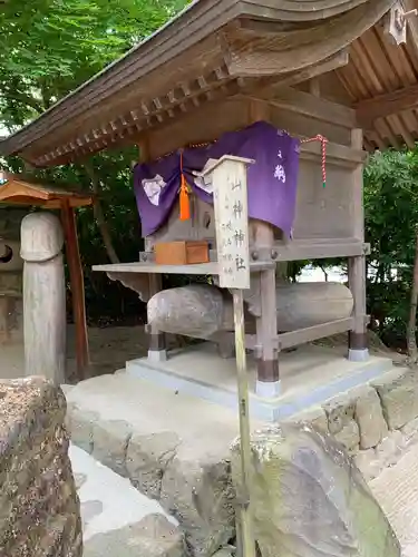 八重垣神社の末社