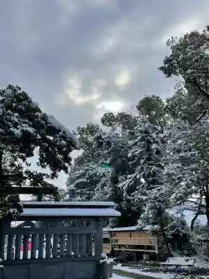 若宮神明社の{uncategorized: "未分類", other: "その他", undefined: "問題あり", building: "その他建物", grave: "お墓", sacred_gate: "鳥居", guardian: "狛犬", statue: "像", buddha: "仏像", history: "歴史", nature: "自然", garden: "庭園", animal: "動物", pagoda: "塔", temizu: "手水舎", mountain_gate: "山門・神門", sanctuary: "本殿・本堂", subordinate: "末社・摂社", art: "芸術", scenery: "景色", jizo: "地蔵", ema: "絵馬", goshuin: "御朱印", omikuji: "おみくじ", items: "授与品その他", amulet: "お守り", goshuincho: "御朱印帳", eats: "食事", festival: "お祭り", votive_dance: "神楽", shichigosan: "七五三参", wedding: "結婚式", experience: "体験その他", initially: "初詣", around: "周辺", anti_infection: "感染症対策"}