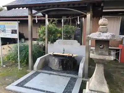 三島鴨神社の手水舎