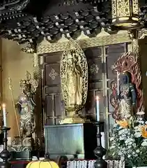 津観音の仏像