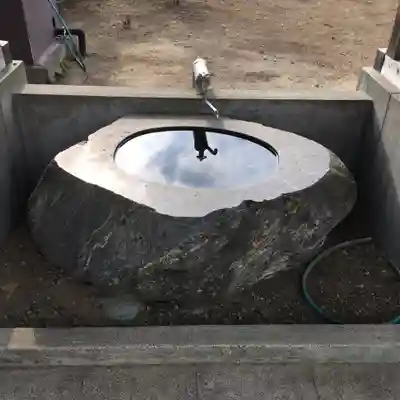 側高神社の手水舎