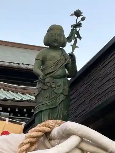 成田山深川不動堂（新勝寺東京別院）の像