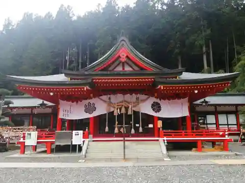 金櫻神社の本殿・本堂