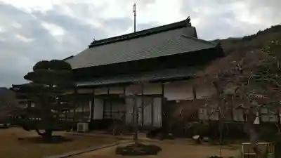 観照寺の本殿・本堂