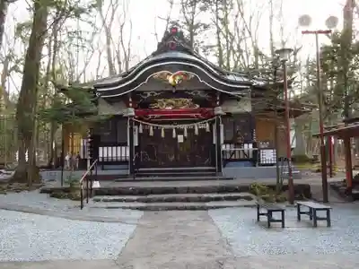 新屋山神社の本殿・本堂