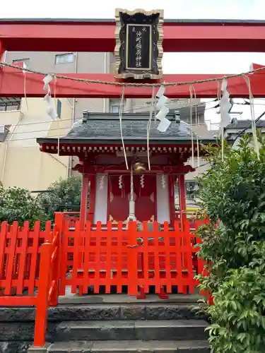 仲町稲荷神社の本殿・本堂
