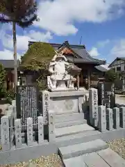 總社 和田八幡宮の像