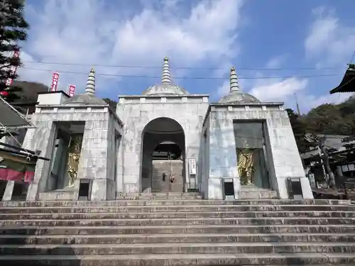 最上稲荷山妙教寺(岡山県)
