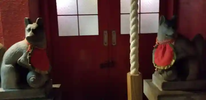 豊岩稲荷神社の狛犬