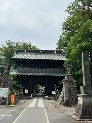 妻沼聖天山歓喜院の山門・神門