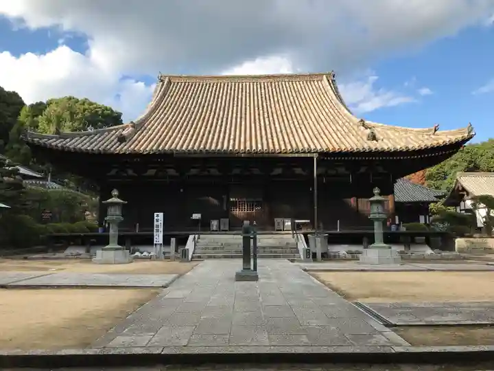 太山寺の本殿・本堂