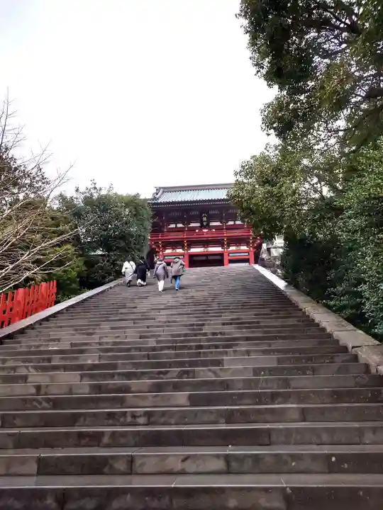 鶴岡八幡宮の本殿・本堂
