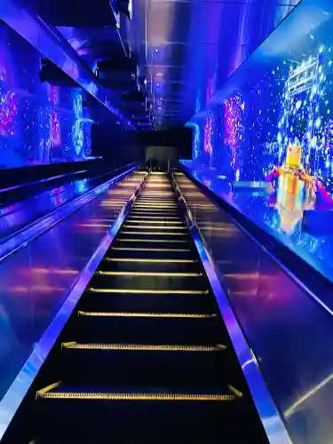 江島神社の{uncategorized: "未分類", other: "その他", undefined: "問題あり", building: "その他建物", grave: "お墓", sacred_gate: "鳥居", guardian: "狛犬", statue: "像", buddha: "仏像", history: "歴史", nature: "自然", garden: "庭園", animal: "動物", pagoda: "塔", temizu: "手水舎", mountain_gate: "山門・神門", sanctuary: "本殿・本堂", subordinate: "末社・摂社", art: "芸術", scenery: "景色", jizo: "地蔵", ema: "絵馬", goshuin: "御朱印", omikuji: "おみくじ", items: "授与品その他", amulet: "お守り", goshuincho: "御朱印帳", eats: "食事", festival: "お祭り", votive_dance: "神楽", shichigosan: "七五三参", wedding: "結婚式", experience: "体験その他", initially: "初詣", around: "周辺", anti_infection: "感染症対策"}