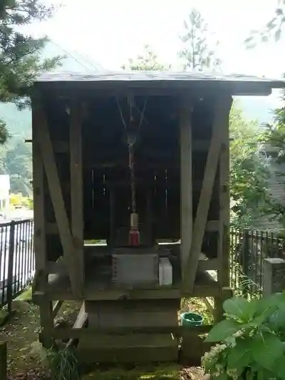 粟島神社の本殿