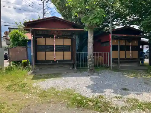 大鷲神社の{uncategorized: "未分類", other: "その他", undefined: "問題あり", building: "その他建物", grave: "お墓", sacred_gate: "鳥居", guardian: "狛犬", statue: "像", buddha: "仏像", history: "歴史", nature: "自然", garden: "庭園", animal: "動物", pagoda: "塔", temizu: "手水舎", mountain_gate: "山門・神門", sanctuary: "本殿・本堂", subordinate: "末社・摂社", art: "芸術", scenery: "景色", jizo: "地蔵", ema: "絵馬", goshuin: "御朱印", omikuji: "おみくじ", items: "授与品その他", amulet: "お守り", goshuincho: "御朱印帳", eats: "食事", festival: "お祭り", votive_dance: "神楽", shichigosan: "七五三参", wedding: "結婚式", experience: "体験その他", initially: "初詣", around: "周辺", anti_infection: "感染症対策"}