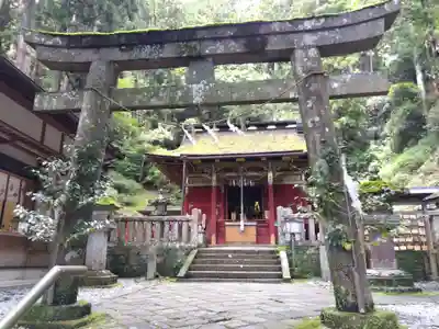 鳳来山東照宮の鳥居
