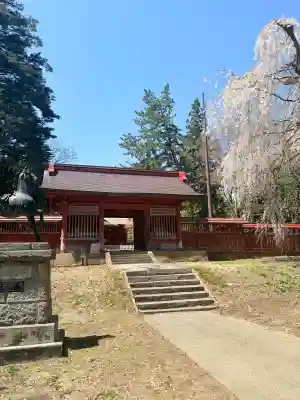高照神社の{uncategorized: "未分類", other: "その他", undefined: "問題あり", building: "その他建物", grave: "お墓", sacred_gate: "鳥居", guardian: "狛犬", statue: "像", buddha: "仏像", history: "歴史", nature: "自然", garden: "庭園", animal: "動物", pagoda: "塔", temizu: "手水舎", mountain_gate: "山門・神門", sanctuary: "本殿・本堂", subordinate: "末社・摂社", art: "芸術", scenery: "景色", jizo: "地蔵", ema: "絵馬", goshuin: "御朱印", omikuji: "おみくじ", items: "授与品その他", amulet: "お守り", goshuincho: "御朱印帳", eats: "食事", festival: "お祭り", votive_dance: "神楽", shichigosan: "七五三参", wedding: "結婚式", experience: "体験その他", initially: "初詣", around: "周辺", anti_infection: "感染症対策"}