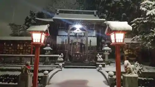 門田稲荷神社の本殿