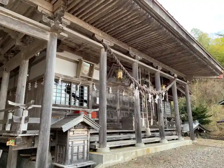 鵜鳥神社の本殿・本堂