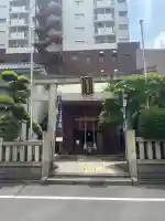 笠間稲荷神社 東京別社の{uncategorized: "未分類", other: "その他", undefined: "問題あり", building: "その他建物", grave: "お墓", sacred_gate: "鳥居", guardian: "狛犬", statue: "像", buddha: "仏像", history: "歴史", nature: "自然", garden: "庭園", animal: "動物", pagoda: "塔", temizu: "手水舎", mountain_gate: "山門・神門", sanctuary: "本殿・本堂", subordinate: "末社・摂社", art: "芸術", scenery: "景色", jizo: "地蔵", ema: "絵馬", goshuin: "御朱印", omikuji: "おみくじ", items: "授与品その他", amulet: "お守り", goshuincho: "御朱印帳", eats: "食事", festival: "お祭り", votive_dance: "神楽", shichigosan: "七五三参", wedding: "結婚式", experience: "体験その他", initially: "初詣", around: "周辺", anti_infection: "感染症対策"}