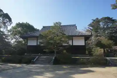 観世音寺の本殿・本堂