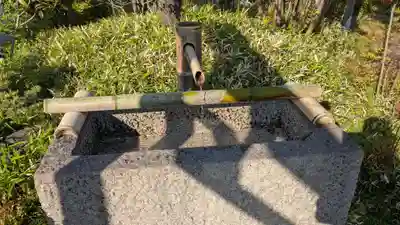 鉄道神社の手水舎