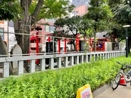 千種稲荷神社の鳥居
