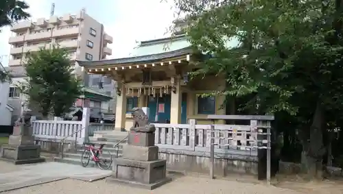 白髭神社の本殿・本堂