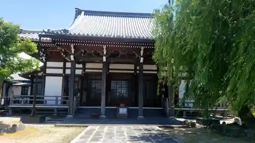 法盛寺の本殿・本堂