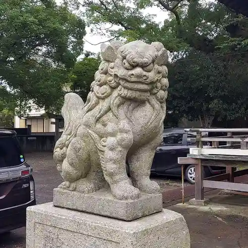 下清水八幡神社の狛犬