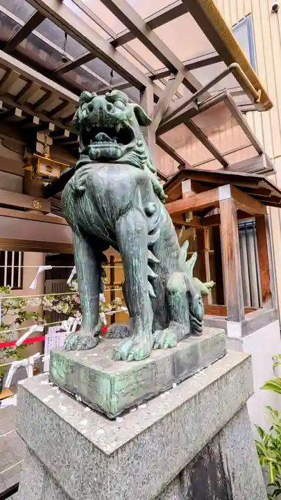 十番稲荷神社の狛犬