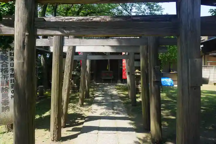 厳島神社(港町弁財天)の鳥居