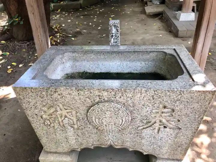 真間稲荷神社の手水舎