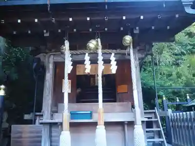 銭洗弁財天宇賀福神社の本殿・本堂