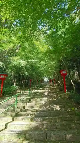 新田神社の建物その他