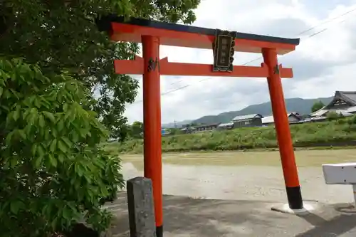 稲荷神社の鳥居