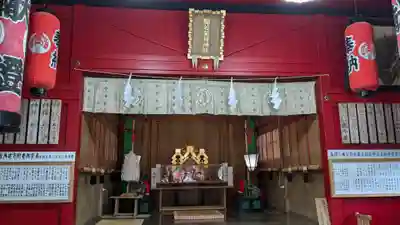 鶴若稲荷神社の本殿・本堂