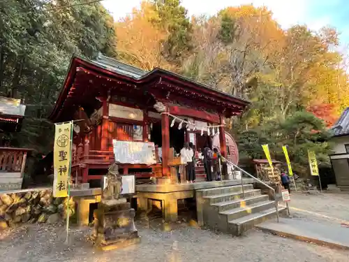 聖神社の本殿