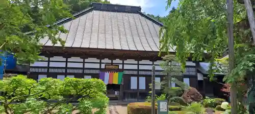 陽林寺の{uncategorized: "未分類", other: "その他", undefined: "問題あり", building: "その他建物", grave: "お墓", sacred_gate: "鳥居", guardian: "狛犬", statue: "像", buddha: "仏像", history: "歴史", nature: "自然", garden: "庭園", animal: "動物", pagoda: "塔", temizu: "手水舎", mountain_gate: "山門・神門", sanctuary: "本殿・本堂", subordinate: "末社・摂社", art: "芸術", scenery: "景色", jizo: "地蔵", ema: "絵馬", goshuin: "御朱印", omikuji: "おみくじ", items: "授与品その他", amulet: "お守り", goshuincho: "御朱印帳", eats: "食事", festival: "お祭り", votive_dance: "神楽", shichigosan: "七五三参", wedding: "結婚式", experience: "体験その他", initially: "初詣", around: "周辺", anti_infection: "感染症対策"}
