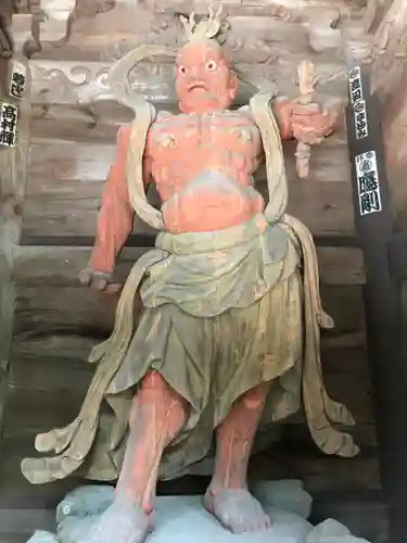 根香寺の像