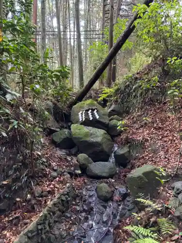 大神神社の{uncategorized: "未分類", other: "その他", undefined: "問題あり", building: "その他建物", grave: "お墓", sacred_gate: "鳥居", guardian: "狛犬", statue: "像", buddha: "仏像", history: "歴史", nature: "自然", garden: "庭園", animal: "動物", pagoda: "塔", temizu: "手水舎", mountain_gate: "山門・神門", sanctuary: "本殿・本堂", subordinate: "末社・摂社", art: "芸術", scenery: "景色", jizo: "地蔵", ema: "絵馬", goshuin: "御朱印", omikuji: "おみくじ", items: "授与品その他", amulet: "お守り", goshuincho: "御朱印帳", eats: "食事", festival: "お祭り", votive_dance: "神楽", shichigosan: "七五三参", wedding: "結婚式", experience: "体験その他", initially: "初詣", around: "周辺", anti_infection: "感染症対策"}