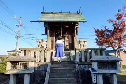 神明神社の本殿