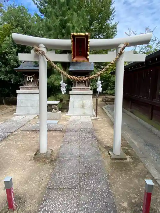 早稲田神社の鳥居