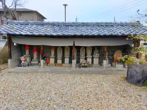 庄中観音堂の末社・摂社