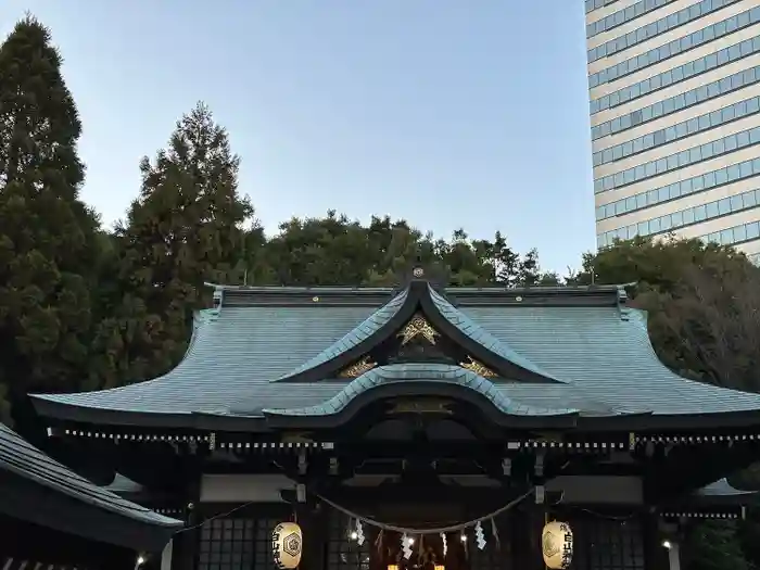 落合白山神社の本殿