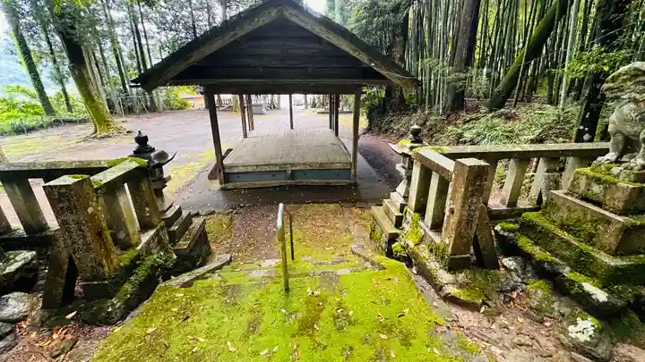 虫尾神社(福井県)