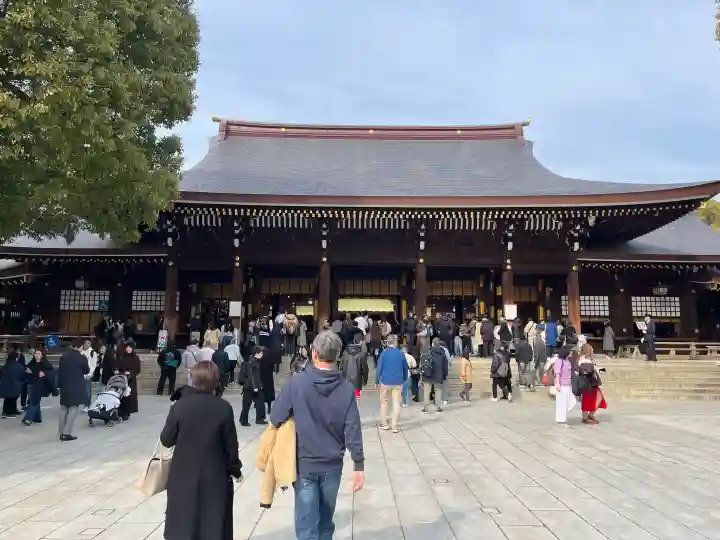 明治神宮の{uncategorized: "未分類", other: "その他", undefined: "問題あり", building: "その他建物", grave: "お墓", sacred_gate: "鳥居", guardian: "狛犬", statue: "像", buddha: "仏像", history: "歴史", nature: "自然", garden: "庭園", animal: "動物", pagoda: "塔", temizu: "手水舎", mountain_gate: "山門・神門", sanctuary: "本殿・本堂", subordinate: "末社・摂社", art: "芸術", scenery: "景色", jizo: "地蔵", ema: "絵馬", goshuin: "御朱印", omikuji: "おみくじ", items: "授与品その他", amulet: "お守り", goshuincho: "御朱印帳", eats: "食事", festival: "お祭り", votive_dance: "神楽", shichigosan: "七五三参", wedding: "結婚式", experience: "体験その他", initially: "初詣", around: "周辺", anti_infection: "感染症対策"}